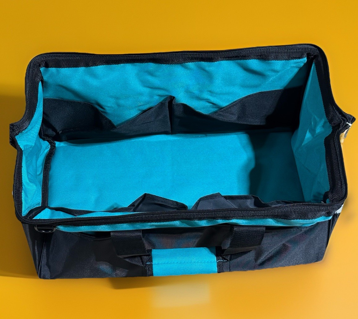Makita 831271-6 21″ X 12″ Contractor Tool Bag – BLUE/LIGHT GRAY/BLACK
