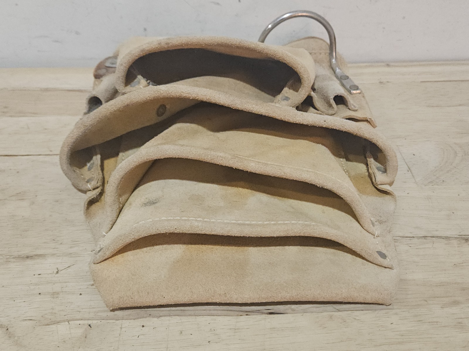 CLC Custom Leathercraft 1923X Suede 10 Pockets Tool Pouch VGC