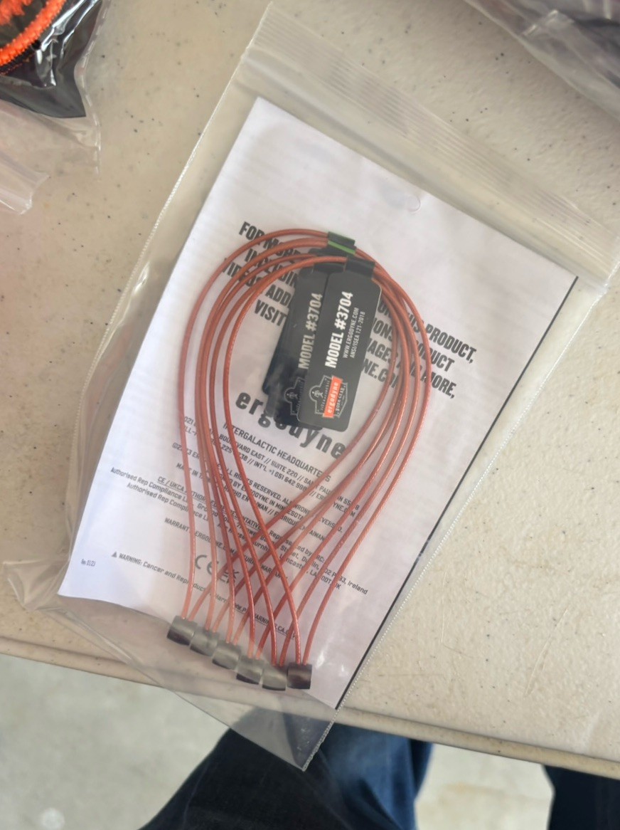 Ergodyne Squids 3704 Wire Loop Tool Tail Attachment 2 lb Wire Orange/Black