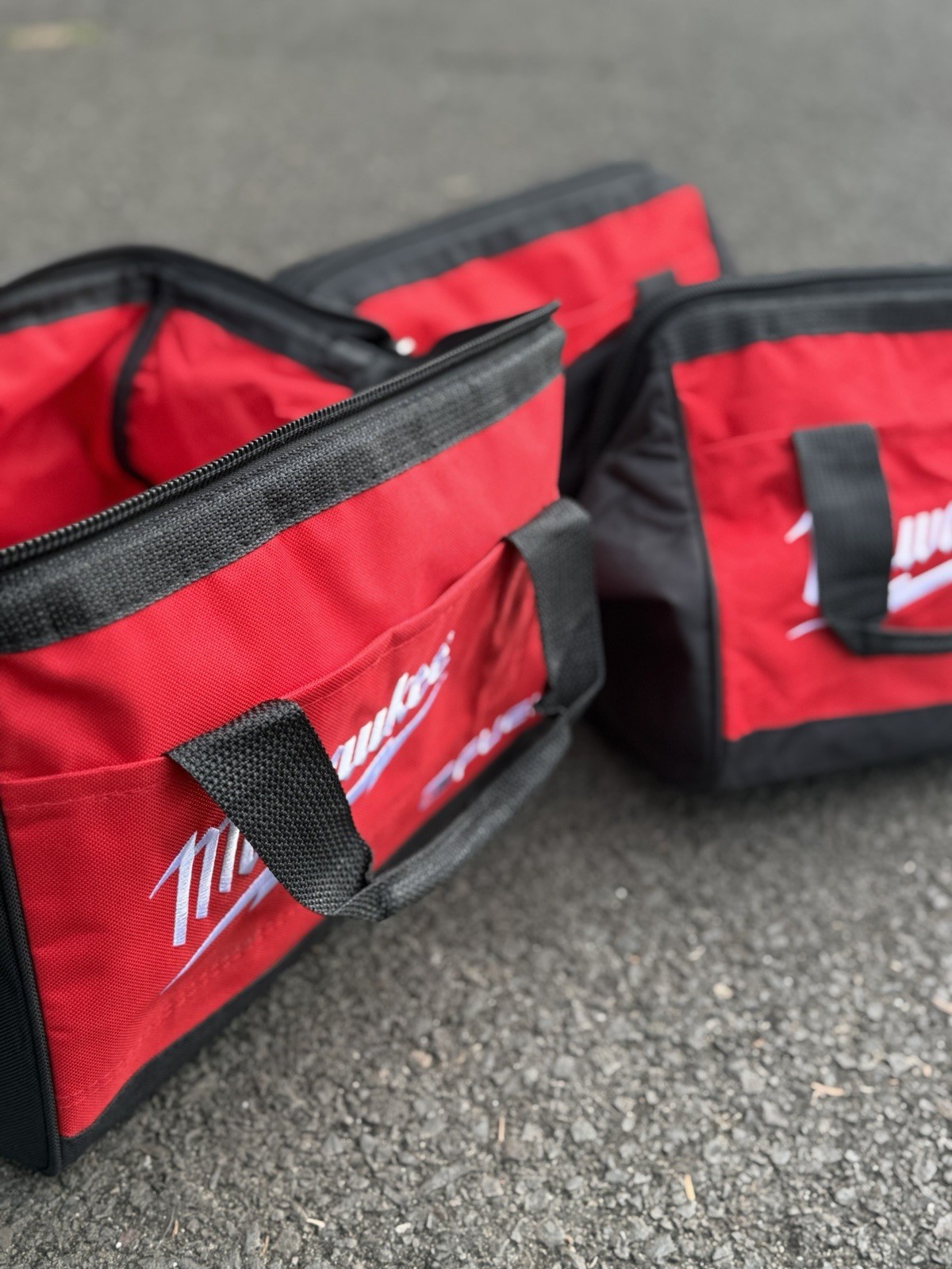 New Milwaukee FUEL M12 13″ Heavy Duty Contractors Tool Bag M18 13″ x 9″ x 10″
