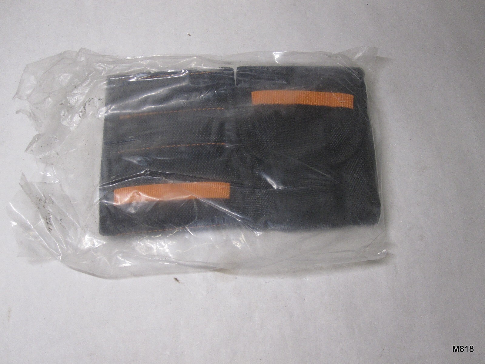 1 Pack of 2 Soft Digits Magnetic Wristbands DIY Magnet Tool Holder