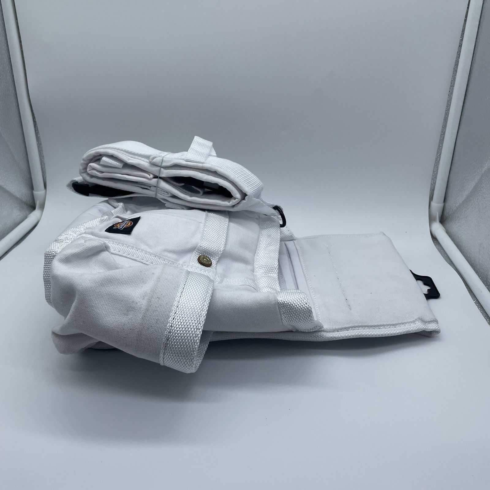 Work Tool Pouch 8 Pocket with Belt White Dickies 57053 New With Tag