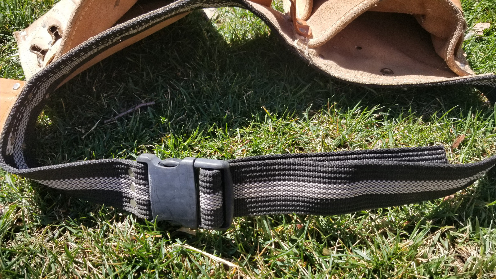 Leather Tool Belt / Rooster R 499-3 / 2 Pockets / Adjustable Strap