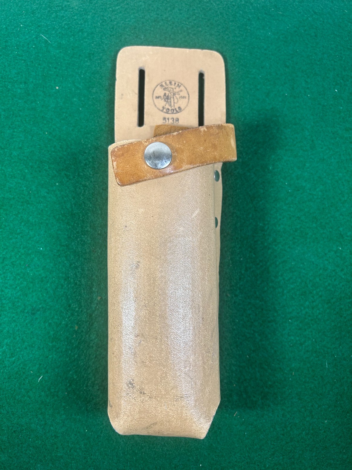 Vintah KLEIN TOOLS 5138 Leather Tool Belt Sheath Knife Pocket