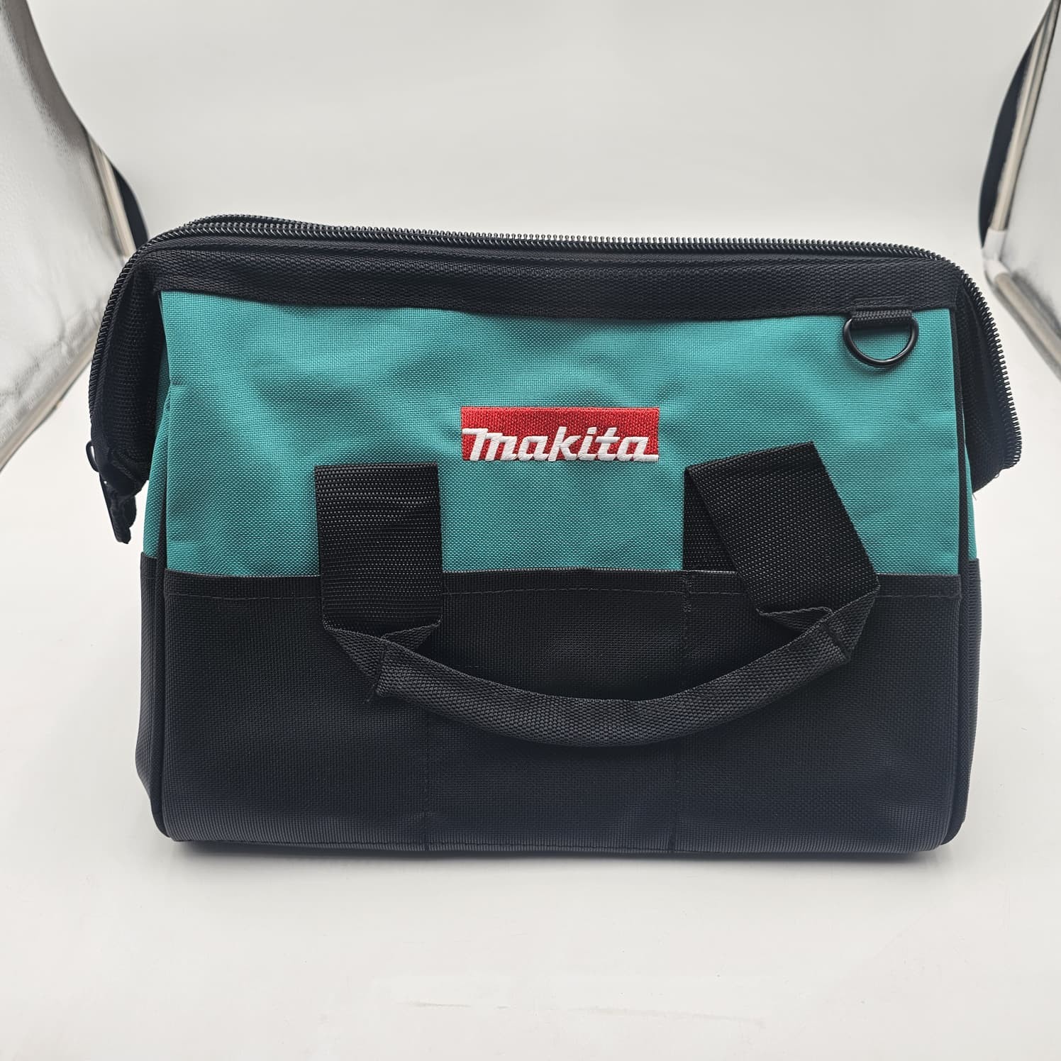 Bulk of 25 Makita Durable Nylon Tool Bag With Zipper Closure & Handles