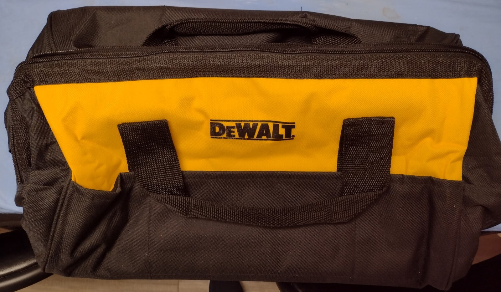 **New** Dewalt Tool Bag Heavy Duty Ballistic Nylon 19” x 12″ x 12″ w/ 14 pockets