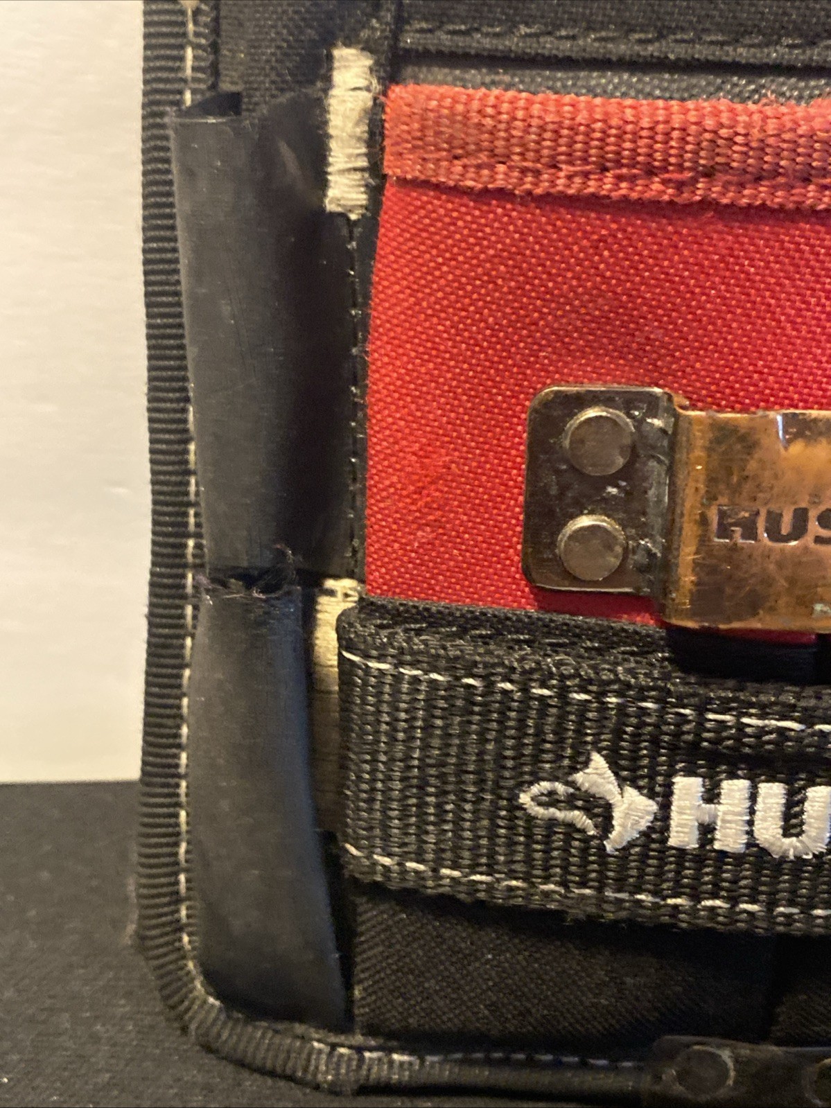 Husky 7 in. 3-Pocket Clip On Tool Belt Pouch Pre-owned