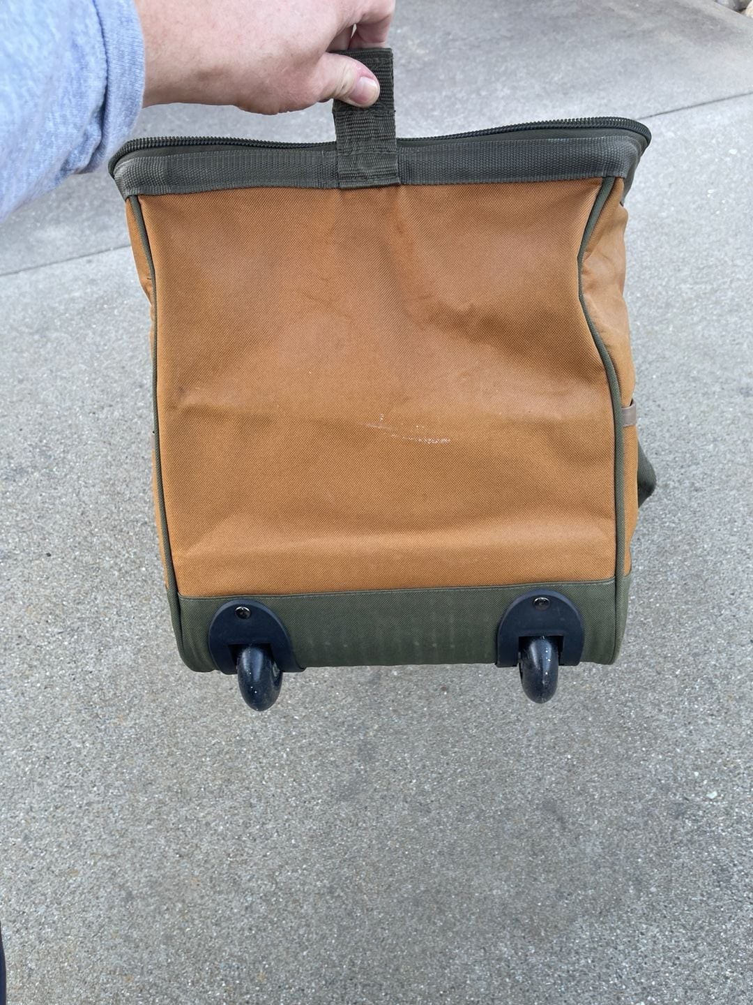Bucket Boss Gatemouth LongBoy 24-Inch Rolling Tool Bag with Wheels