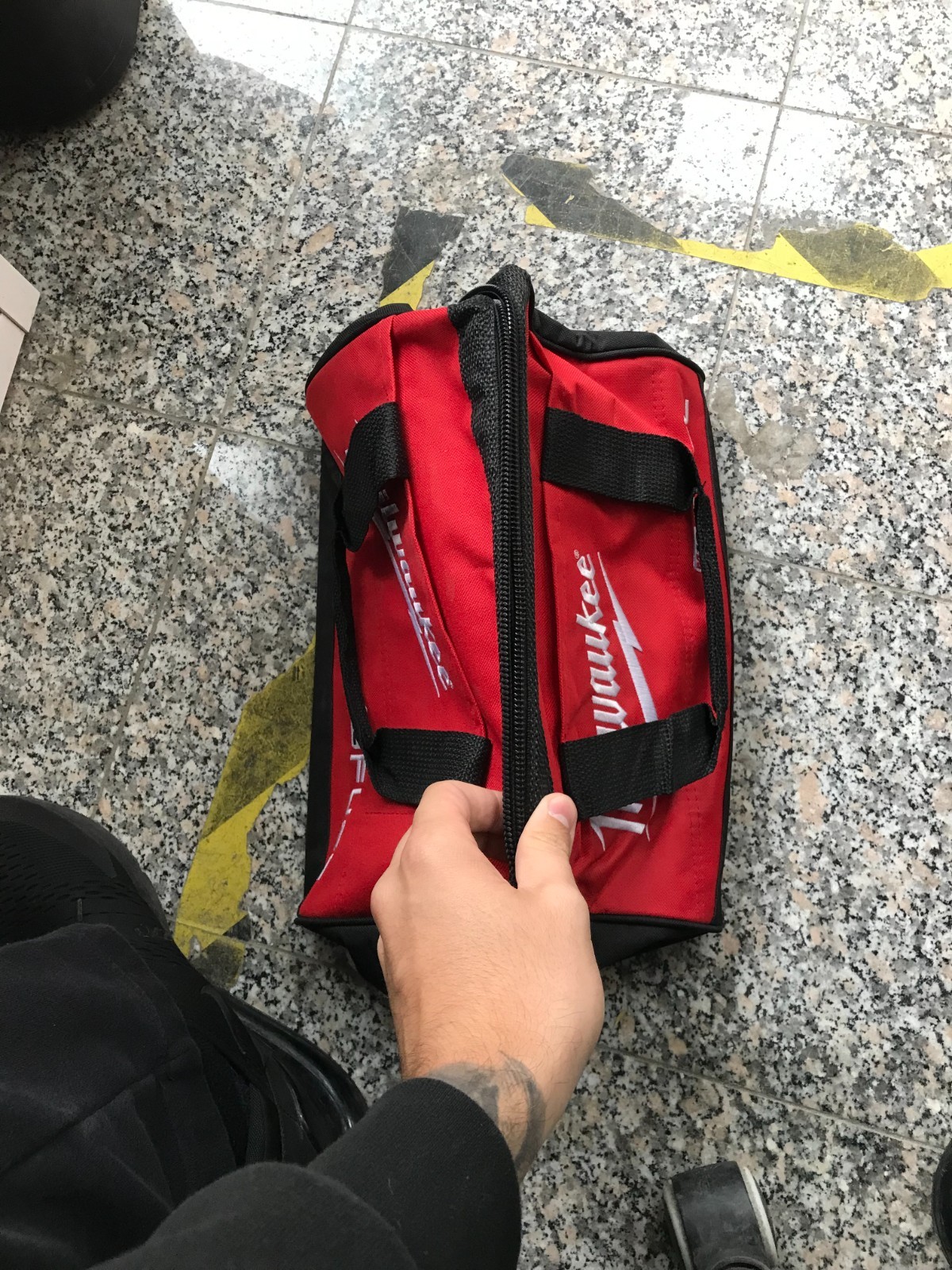 New Milwaukee FUEL M12 13″ Heavy Duty Contractors Tool Bag M18 13″ x 9″ x 10″