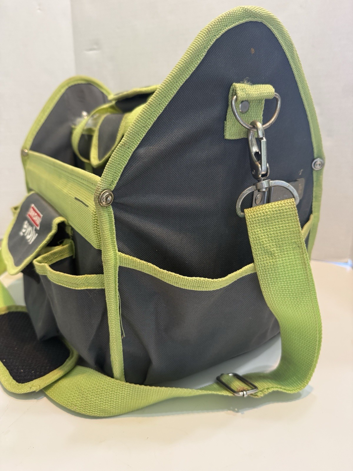 Craftsman Evolv 21 Pocket Shoulder/Hand Carry Tool Tote Bag USED CONDITION