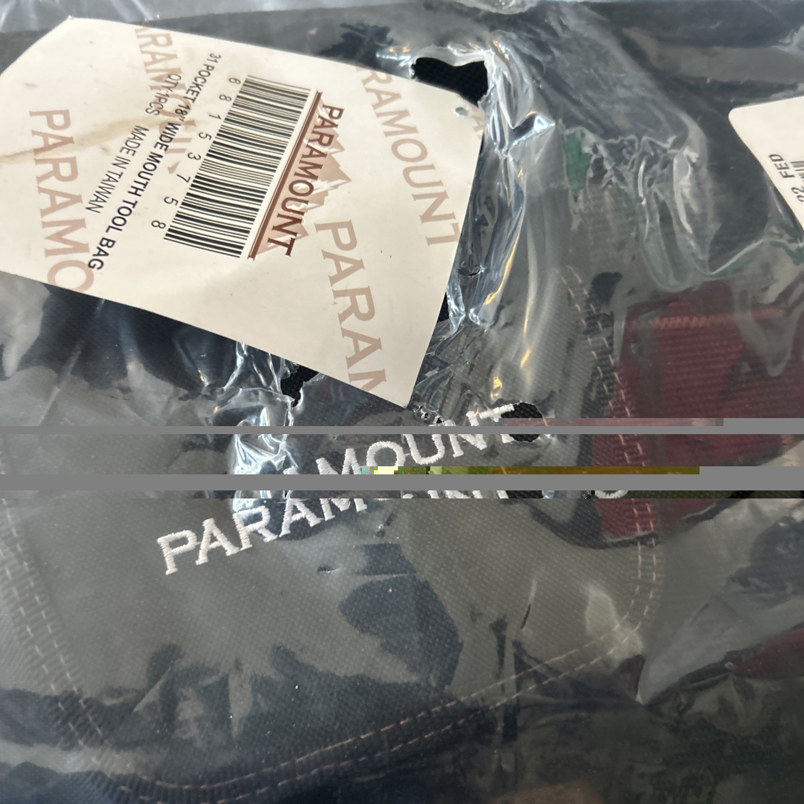 Paramount Tools: 18” Wide Mouth Tool Bag 31 pockets. 14 interior pockets