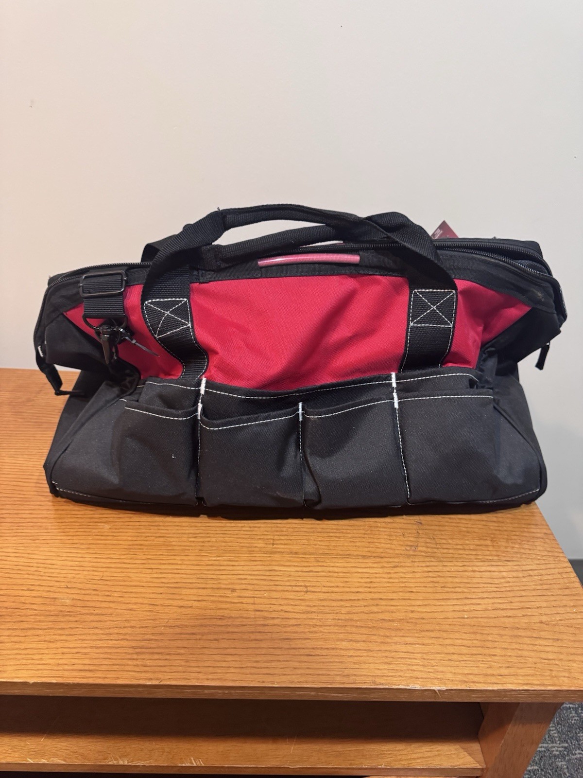 Husky 22 in Spring-Loaded Tool Bag 28 Pockets Red/Black 600D Polyester Strap