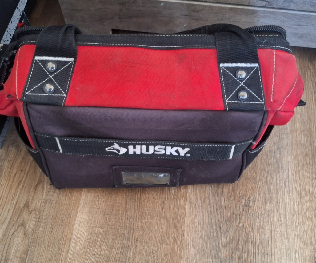 Husky 15 Inch Contractor’s Multi-Purpose Water-Resistant Tool Bag