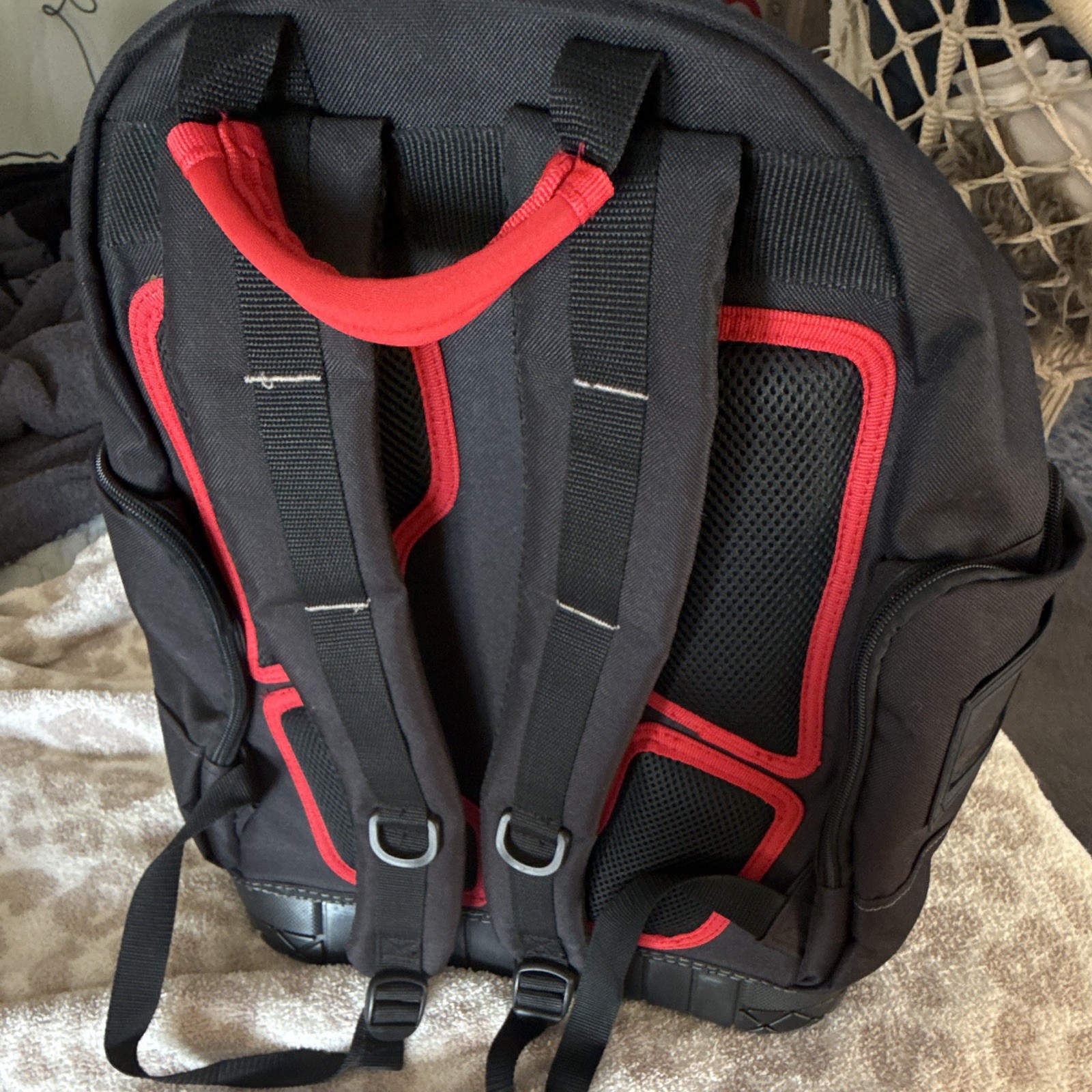 Husky Tool Backpack 19in Black/Red 600D Water Resistant Padded Straps HDG