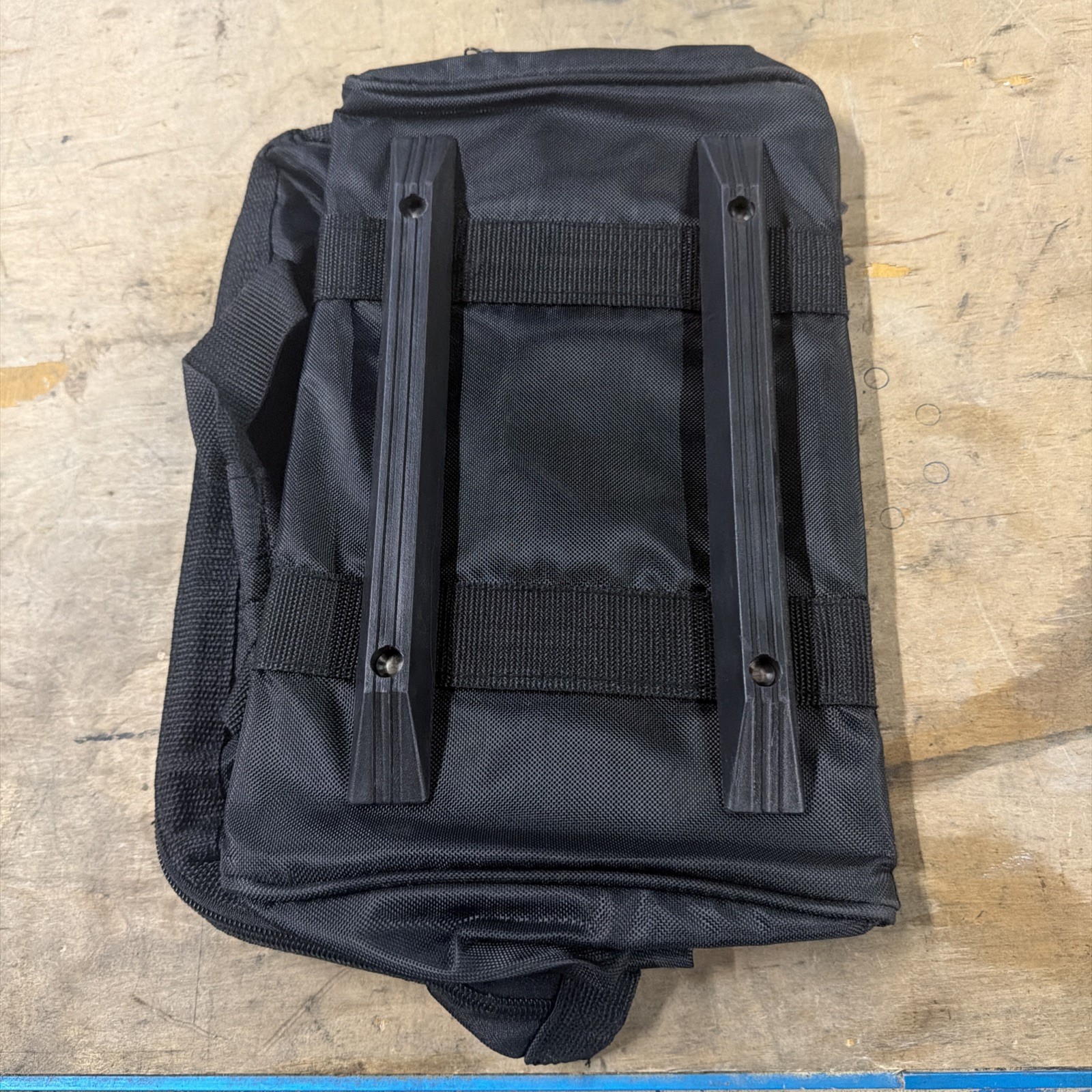 DeWalt 13 in. Nylon Heavy Duty Tool Bag with 6 Pockets 13″x10″x8”
