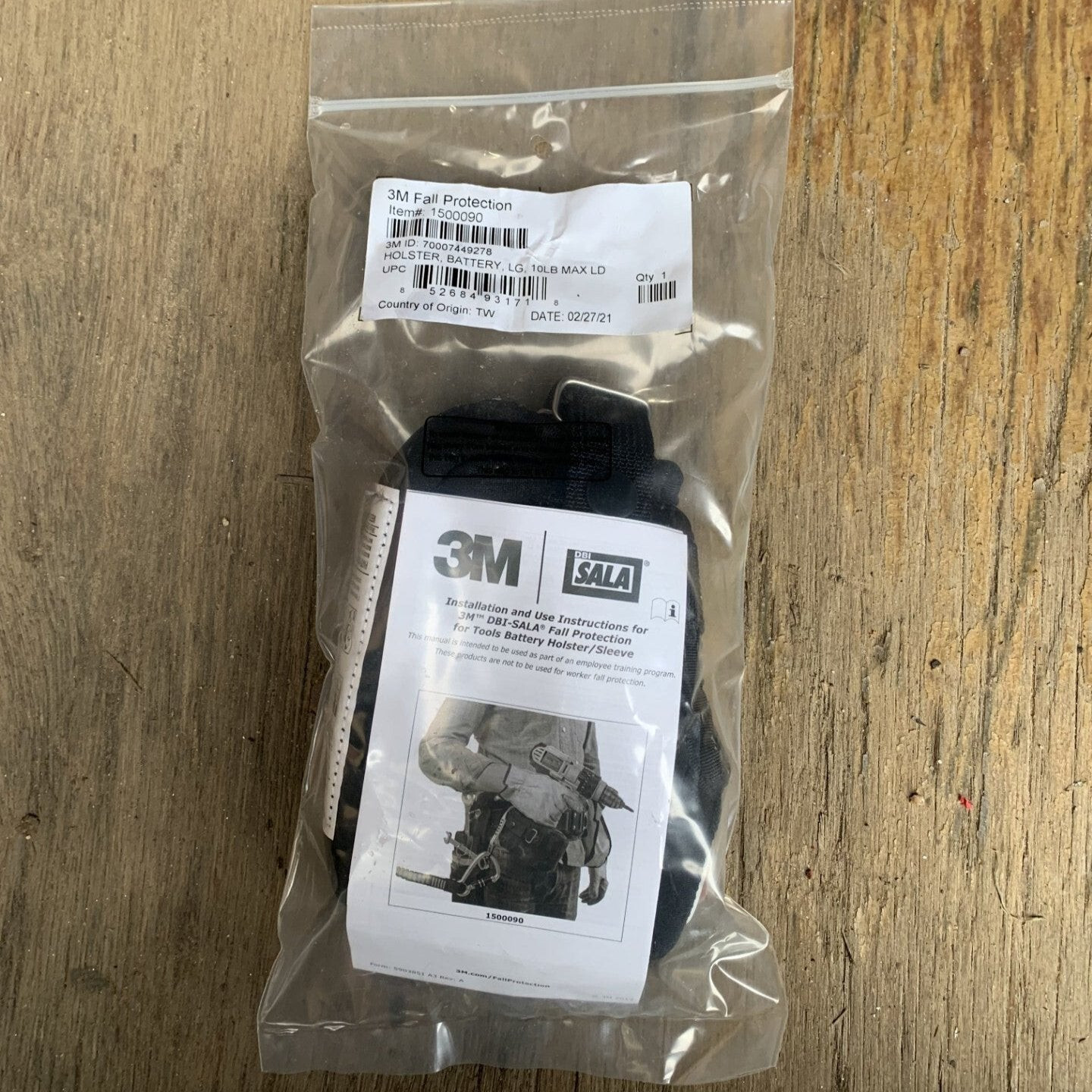 3M 1500090 Large Battery Holster – New Surplus