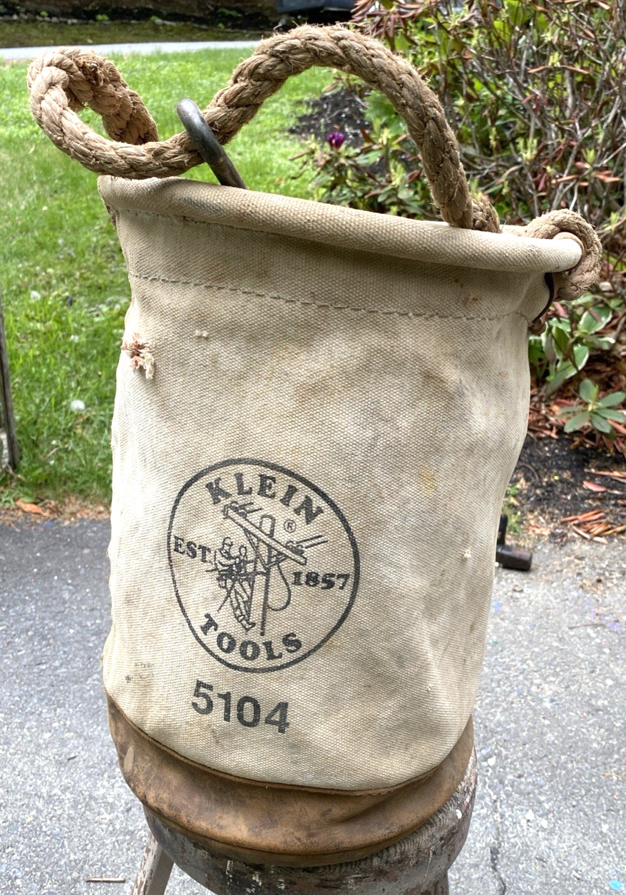 A Vintage Klein Tools 5104 12-Inch Canvas Tool Bag