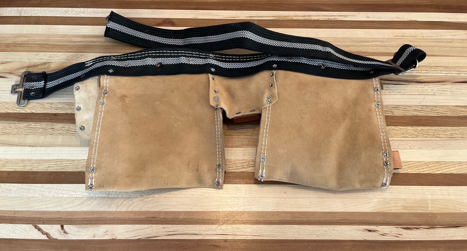 Rooster Leather 6 Pocket/ Pouch Tool Belt Suede R499-4