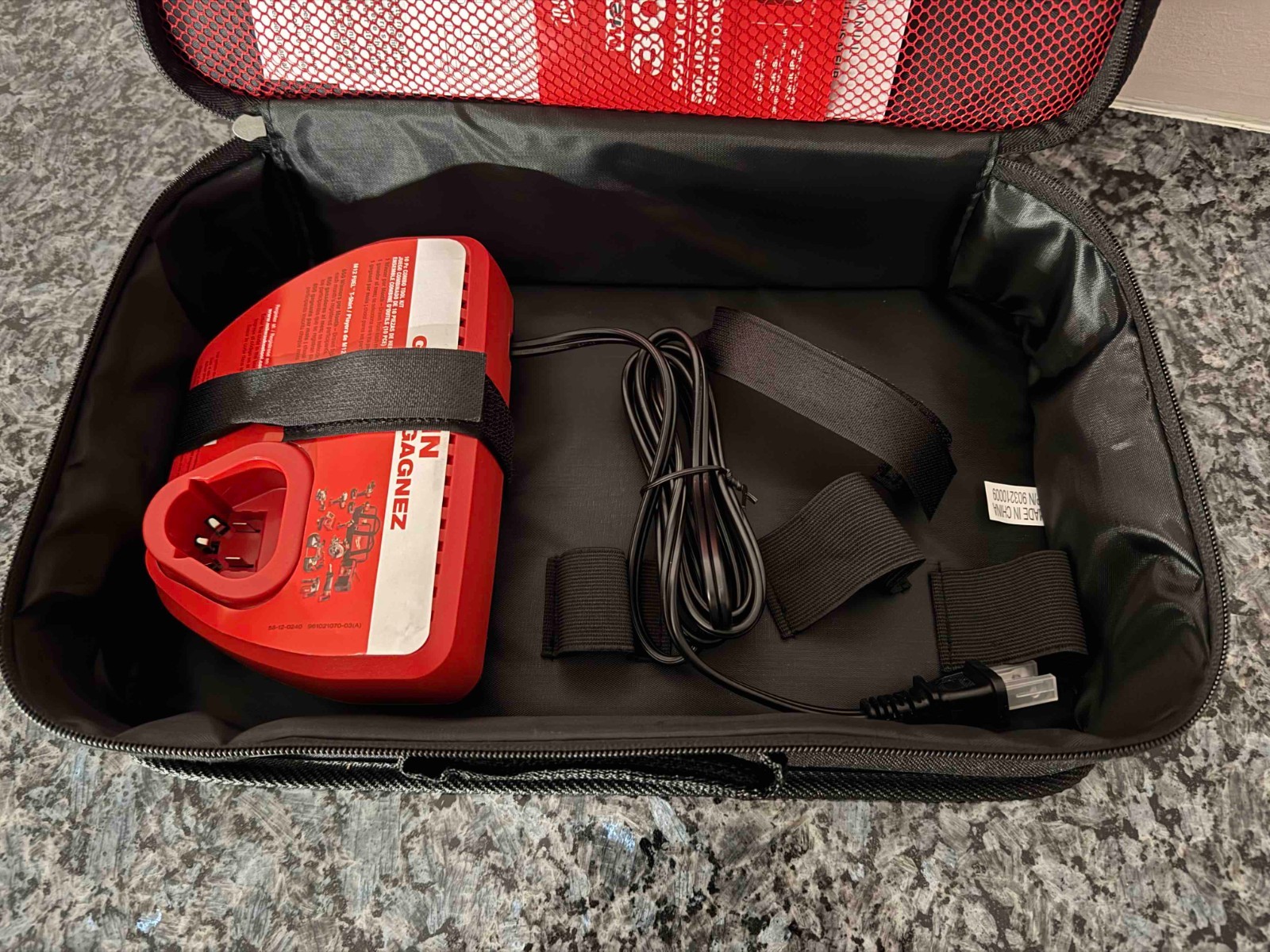 Milwaukee *NEW* M12 FUEL 13×8.5×3 Contractor Tool Bag + FREE M12 Charger
