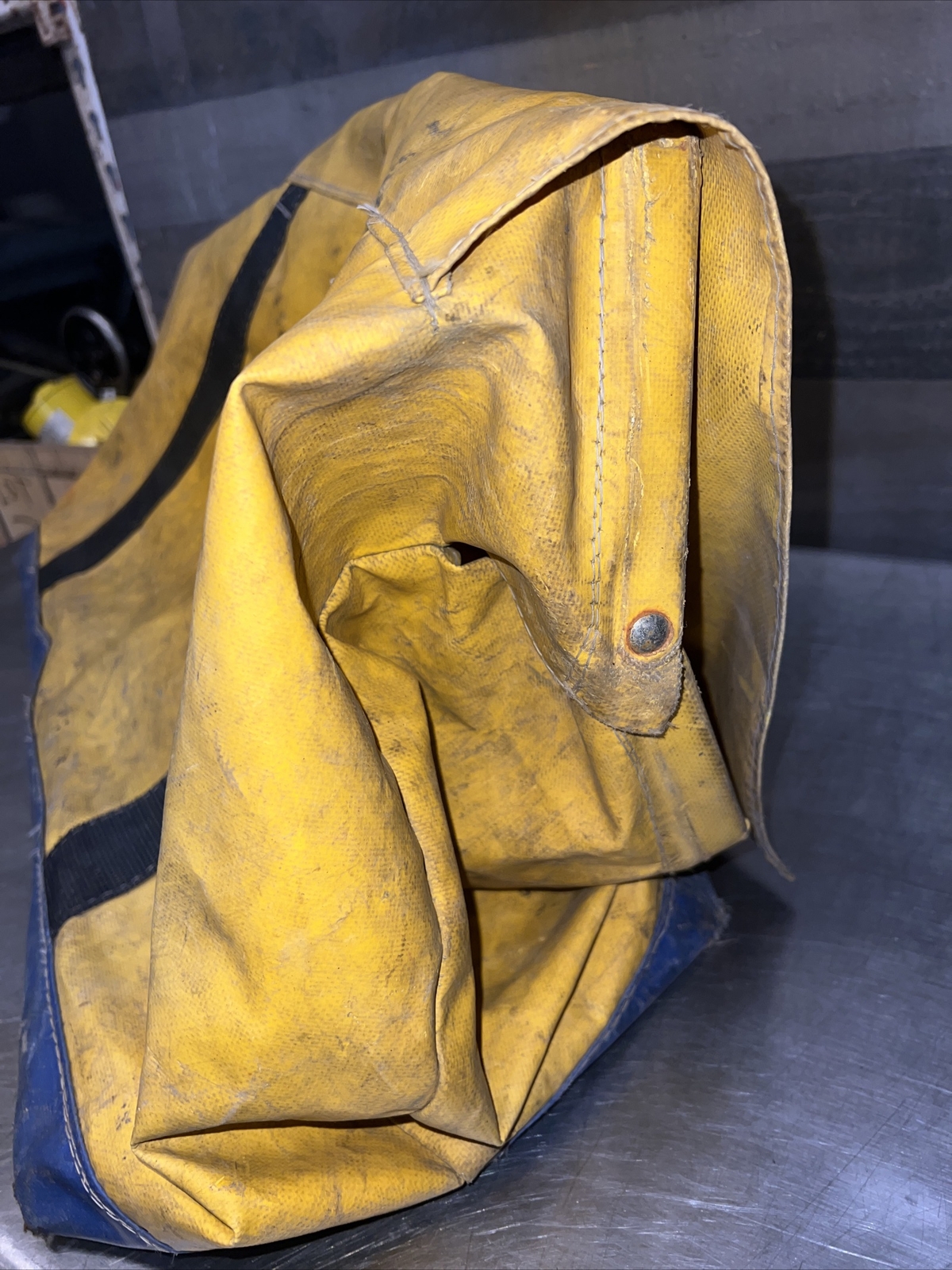 Vintage ESTEX Electric Co tool bag 2190-YELLO since 1900 USA MADE