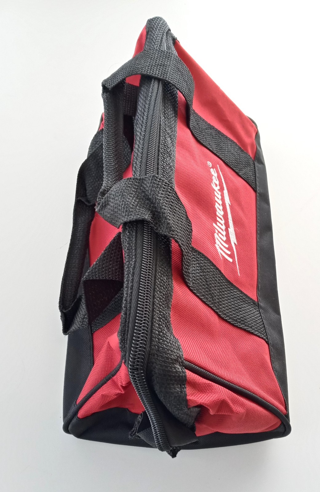 Milwaukee 42-55-6148 Small Contractor Tool Bag 13″ Long x 7″ Wide x 8″ High