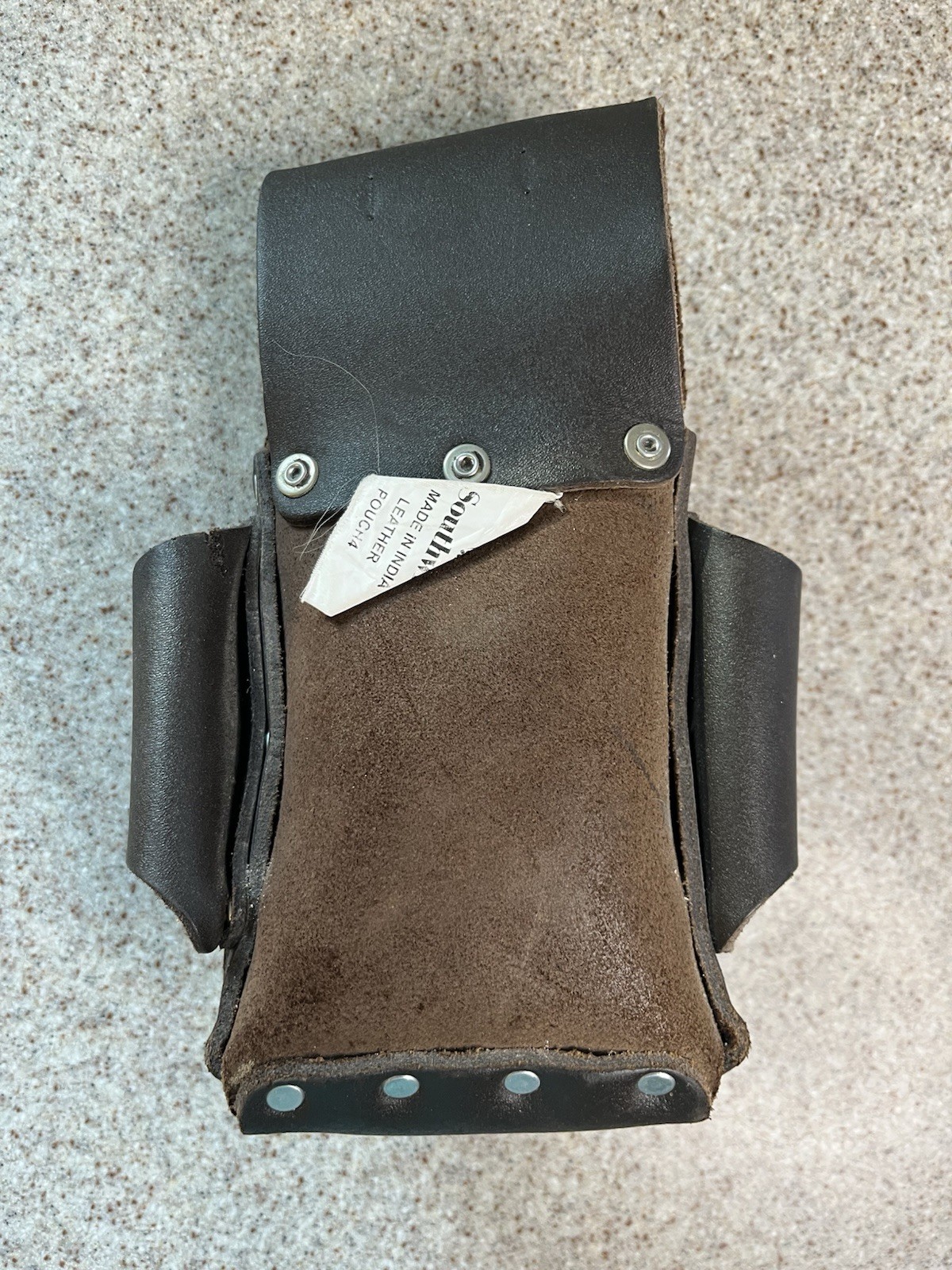 Southwire POUCH4 Leather Tool Pouch 5 Pocket Pouch + Electrical Tape Chain USED