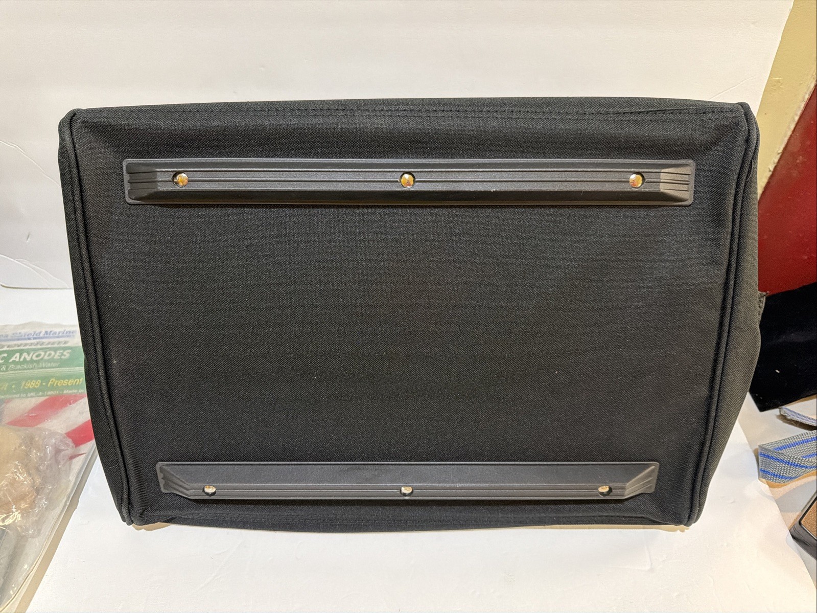NEW Dewalt Large Tool 16×11 Bag w/ Bottom Runners