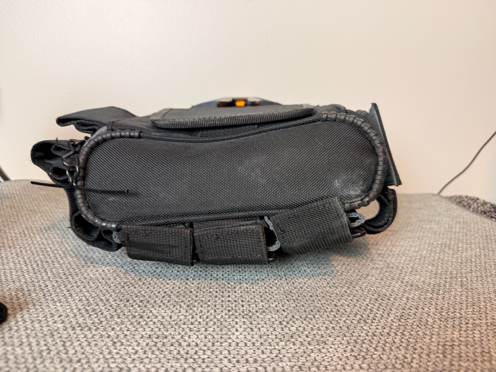 TOUGHBUILT TB-CT-104 Master Electrician’s Pouch Tool Belt Utility Waist Bag