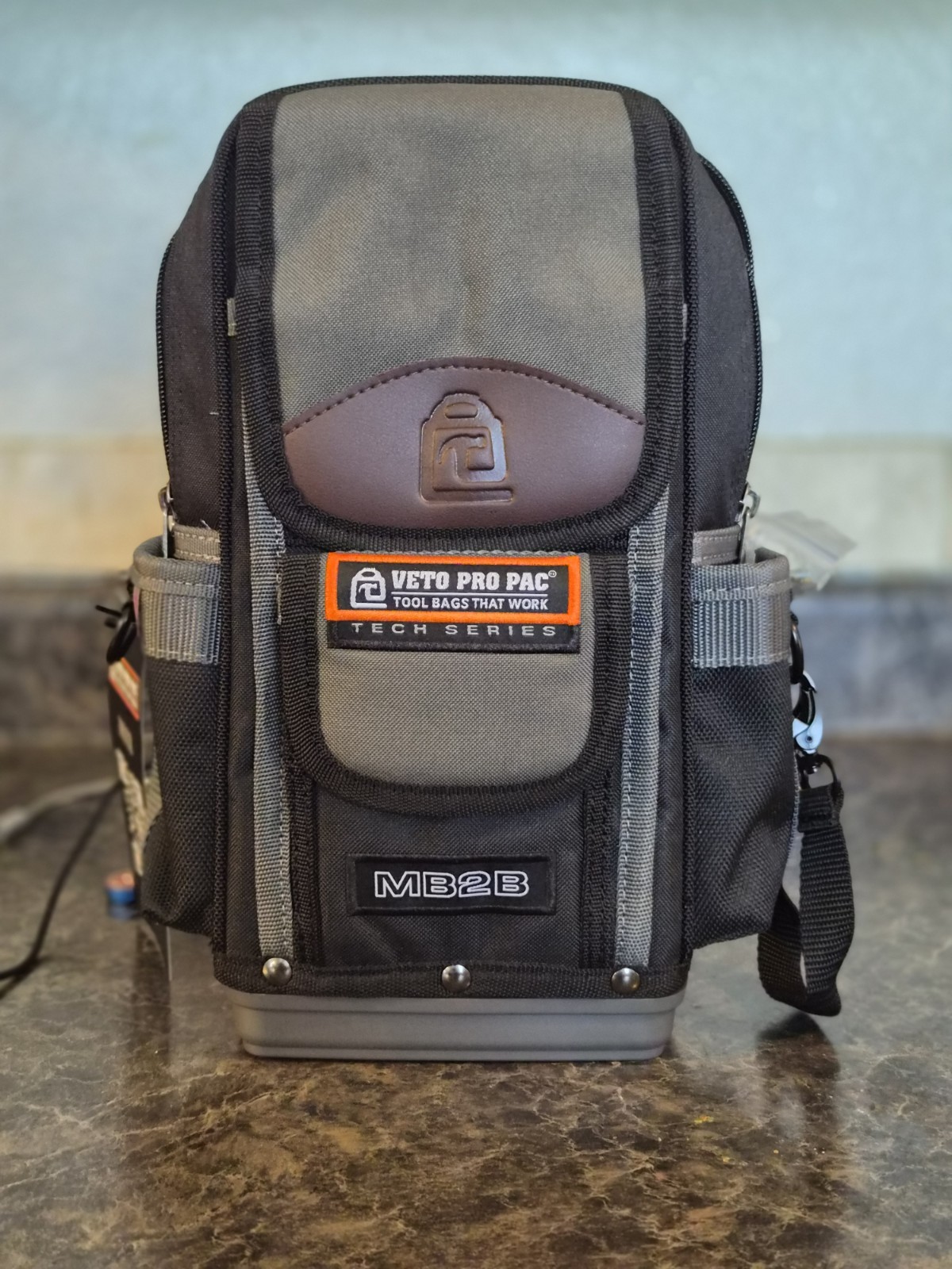 Veto Pro Pac MB2B Tech Series Small Nylon Tool Bag w/ Handle Black/Gray