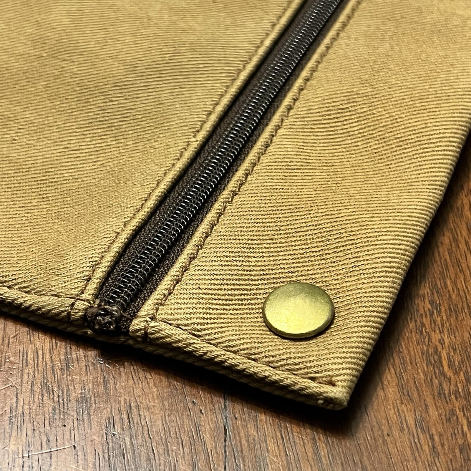 Brooks Brothers Heavy Duty Tan Canvas Pouch with Snap-on Buttons