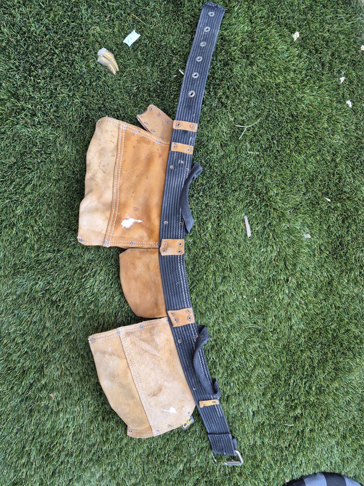 Husky CLC Custom Leathercraft Suede Tool Belt Pouch Work Gear