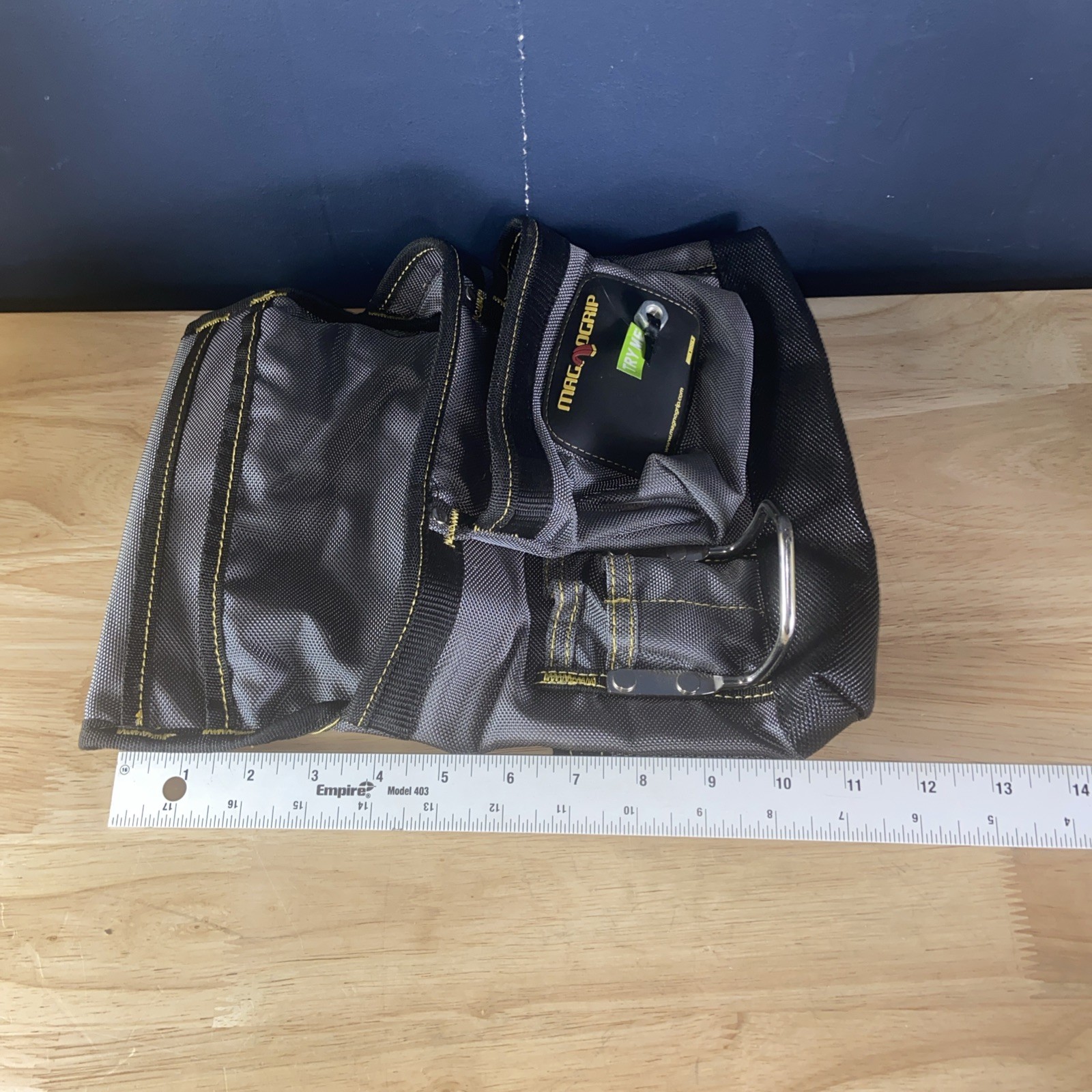 MagnoGrip Tool Pouch 10 Pocket Magnetic Belt Holder Durable 11 in Ballistic Poly