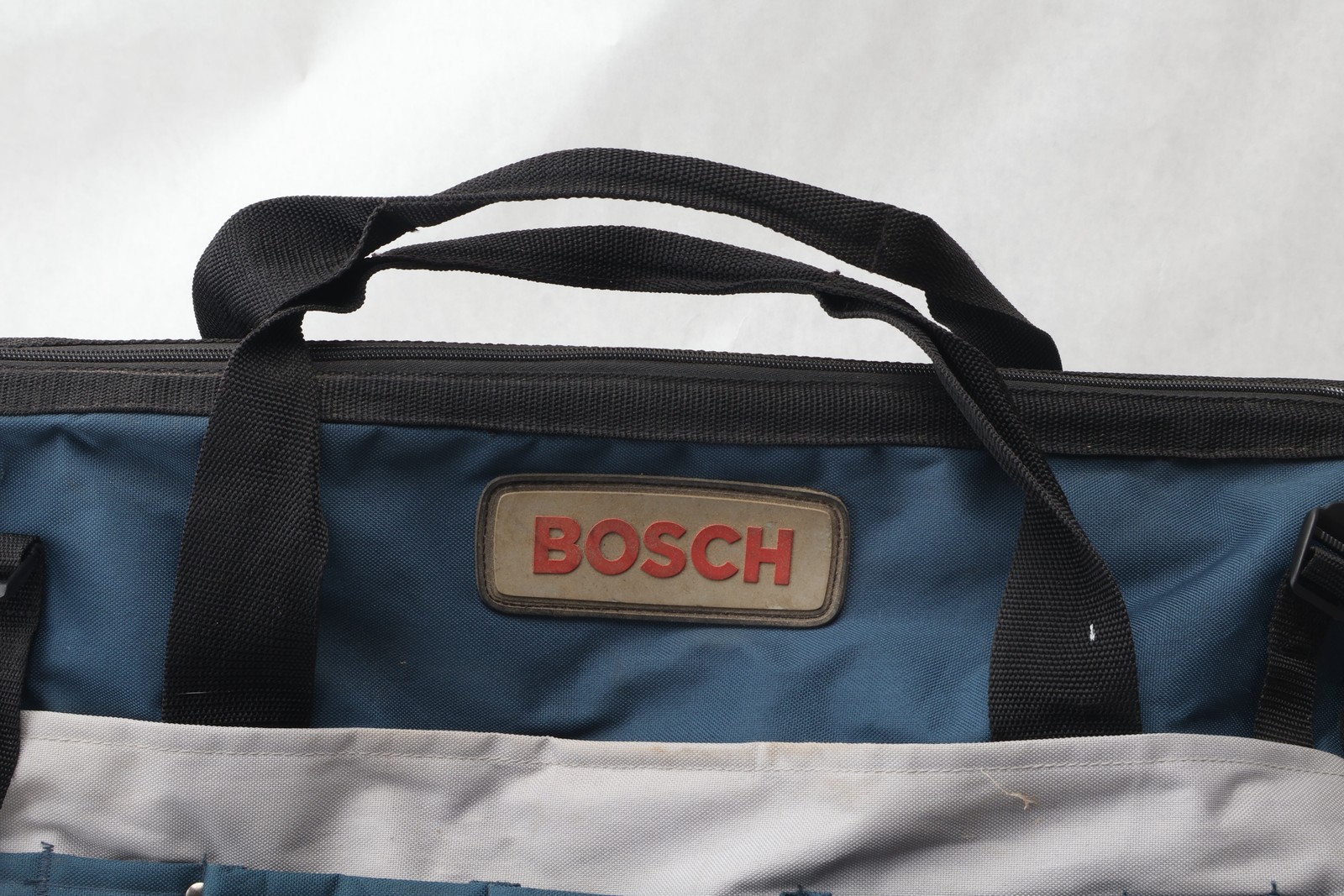 Bosch 18V Large Contractor Tool Bag 21″ Blue Multi-Pocket Canvas Heavy Duty