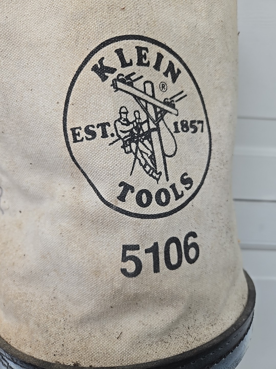 Klein Tools 5106 Lineman Canvas Tool Bucket 14.5″ × 10″ – Plastic Bottom
