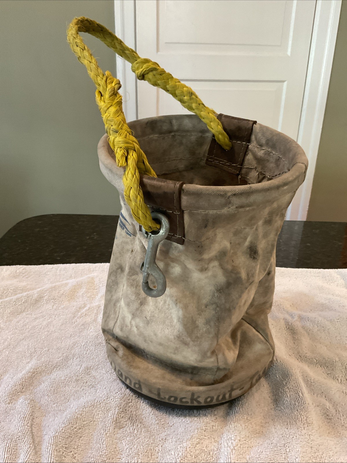 ESTEX Tool Bucket Canvas Lineman Bags – Model 2022-21p – Used