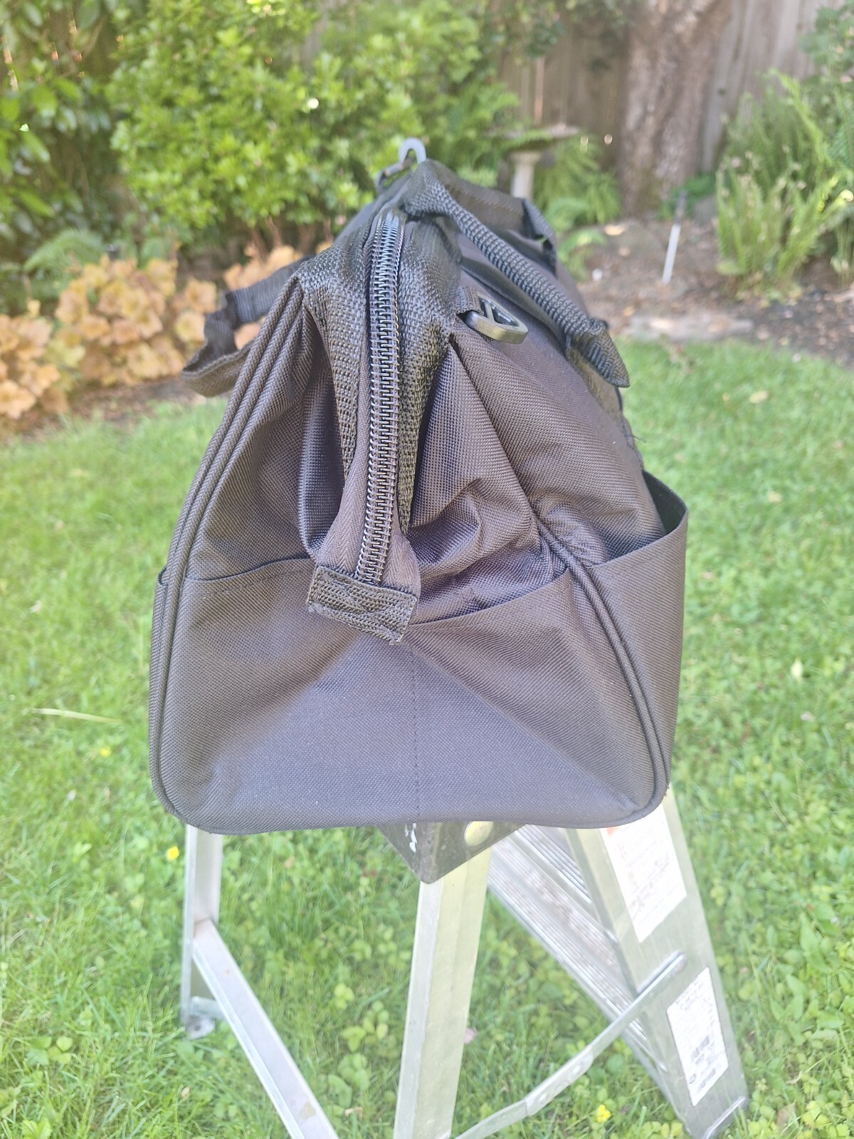 Tool Bag 16x9x10 Heavy-Duty