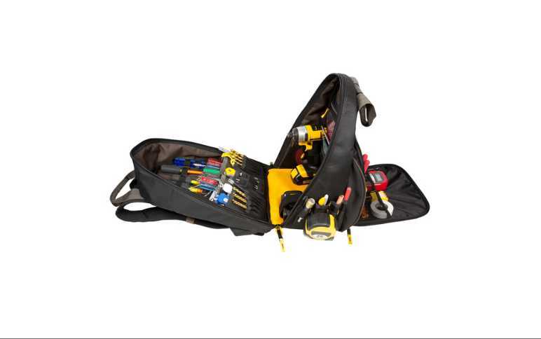 CLC Portable, 53-Pocket, Outdoor Technician / HVAC Tool Carrying Backpack