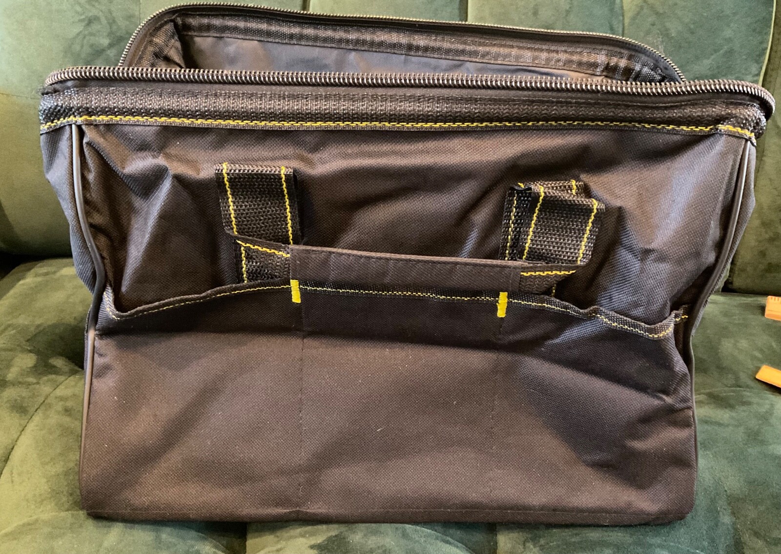 Voyager 15” Tool Bag 14 Pockets Portable Black Polyester Zipper New NOS NWT