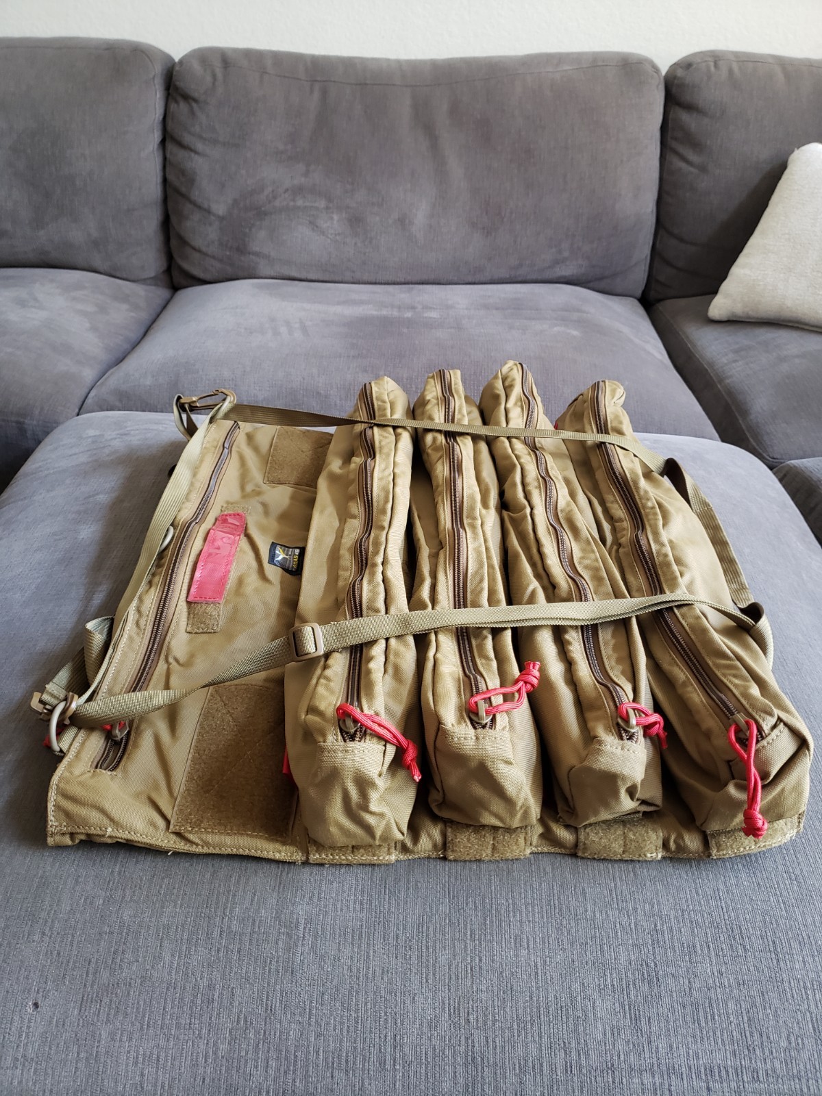 Atlas 46 Yorktrown Large Tool Roll 4 Pouch – Coyote Tan 23″ x 19″ – BRAND NEW!