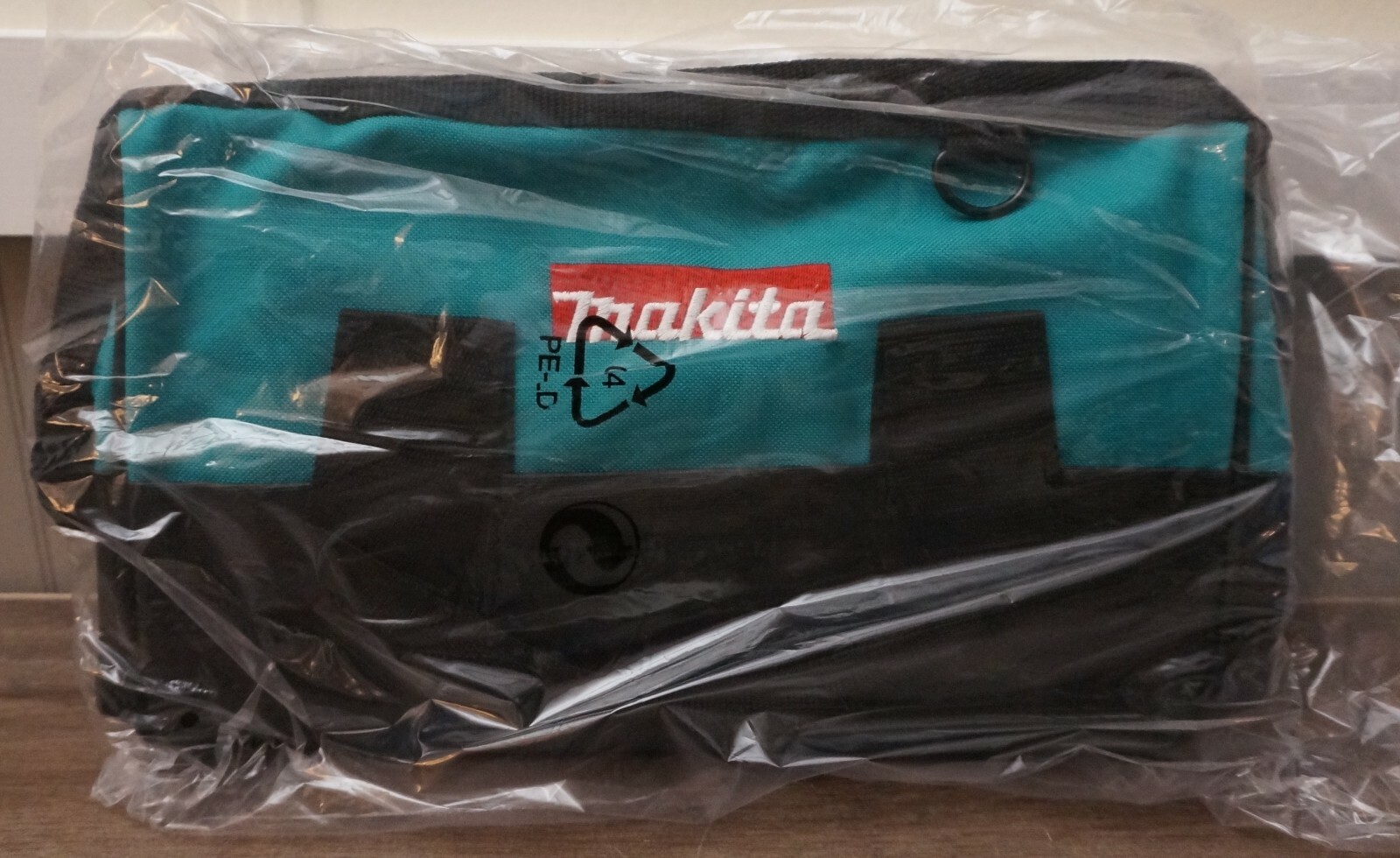 New! [Set of 2] Makita 14″ Premium Heavy Duty Medium-Sized Contractor Tool Bags