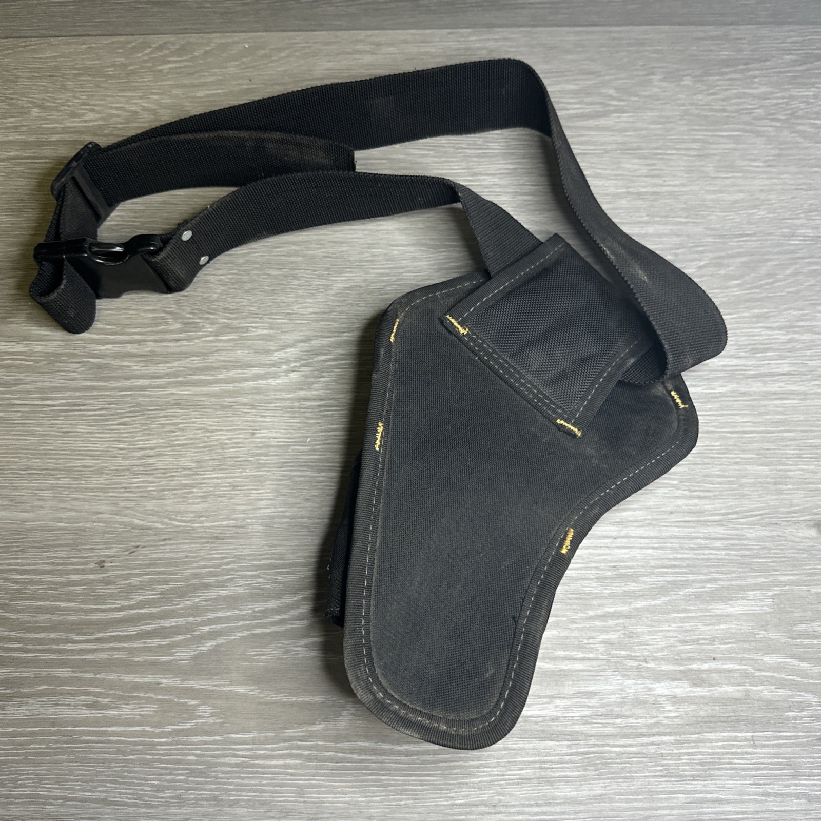 DEWALT DH5120 Heavy Duty Impact/Compact driver Drill Holster With Belt