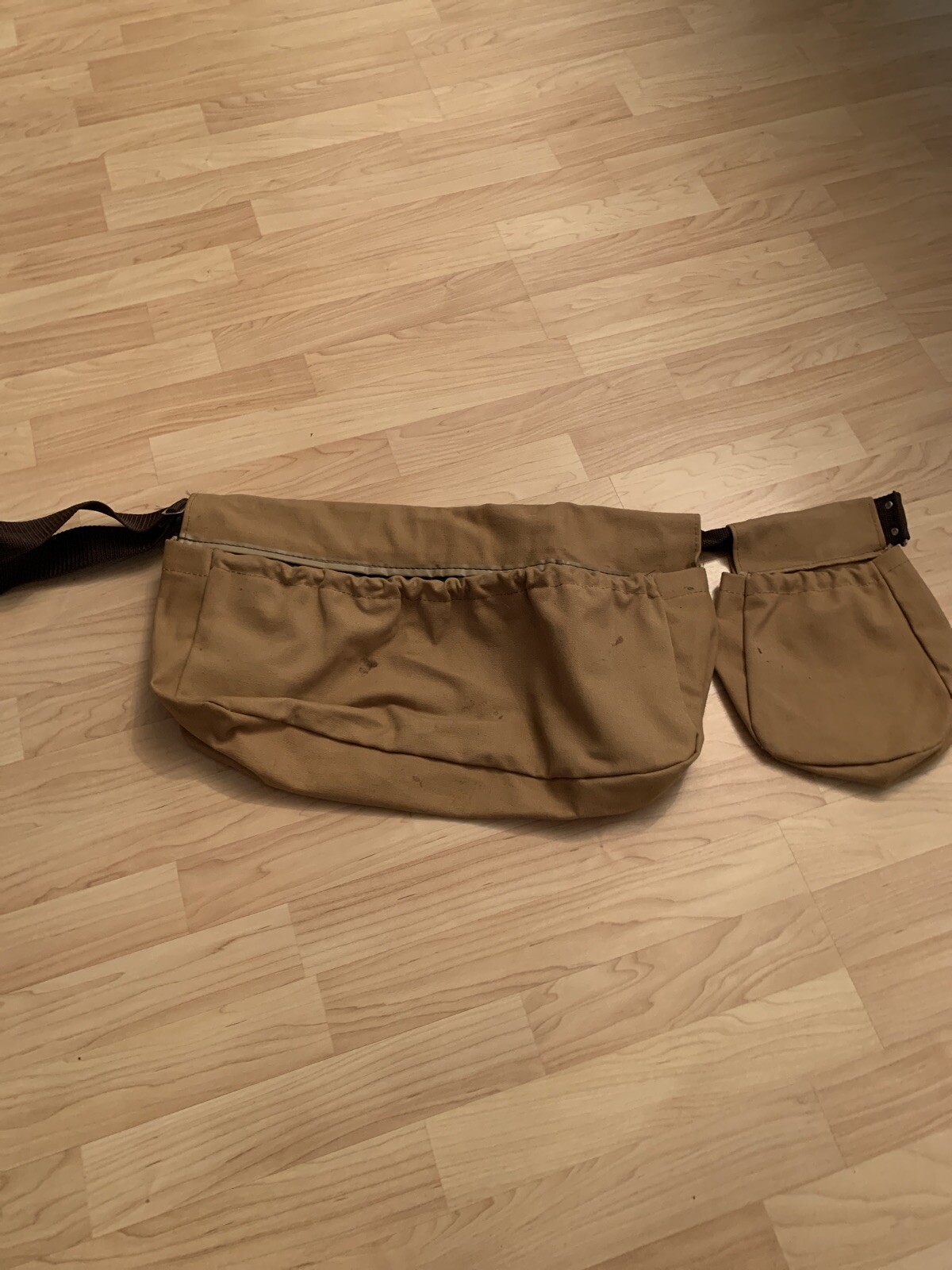 Duck bird hunting pouch vintage waxed canvas belt attachment