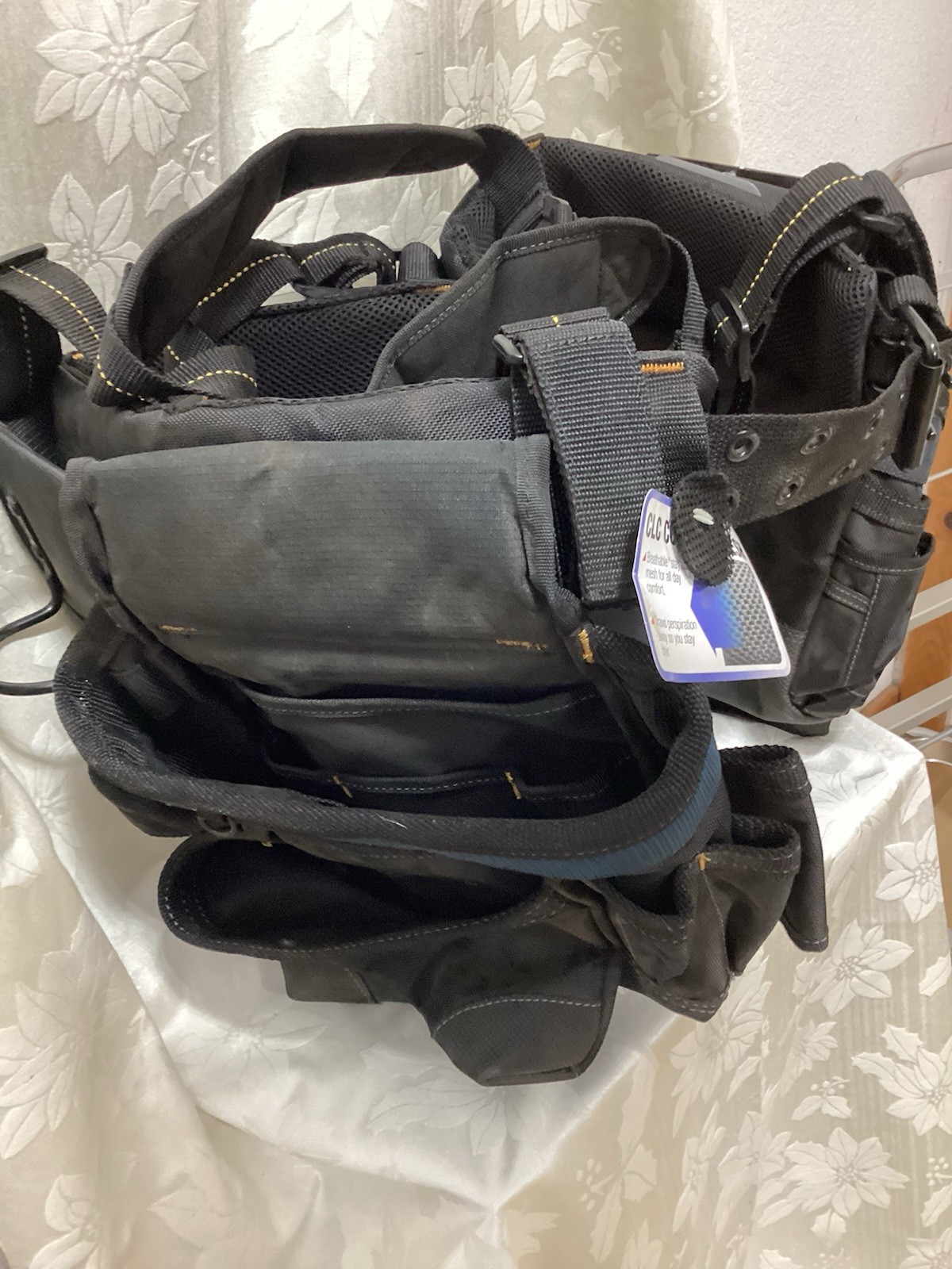 CLC Framing Master 6-Piece 28-Pocket Polyester Tool Belt, Black/Gray 12617 T-246