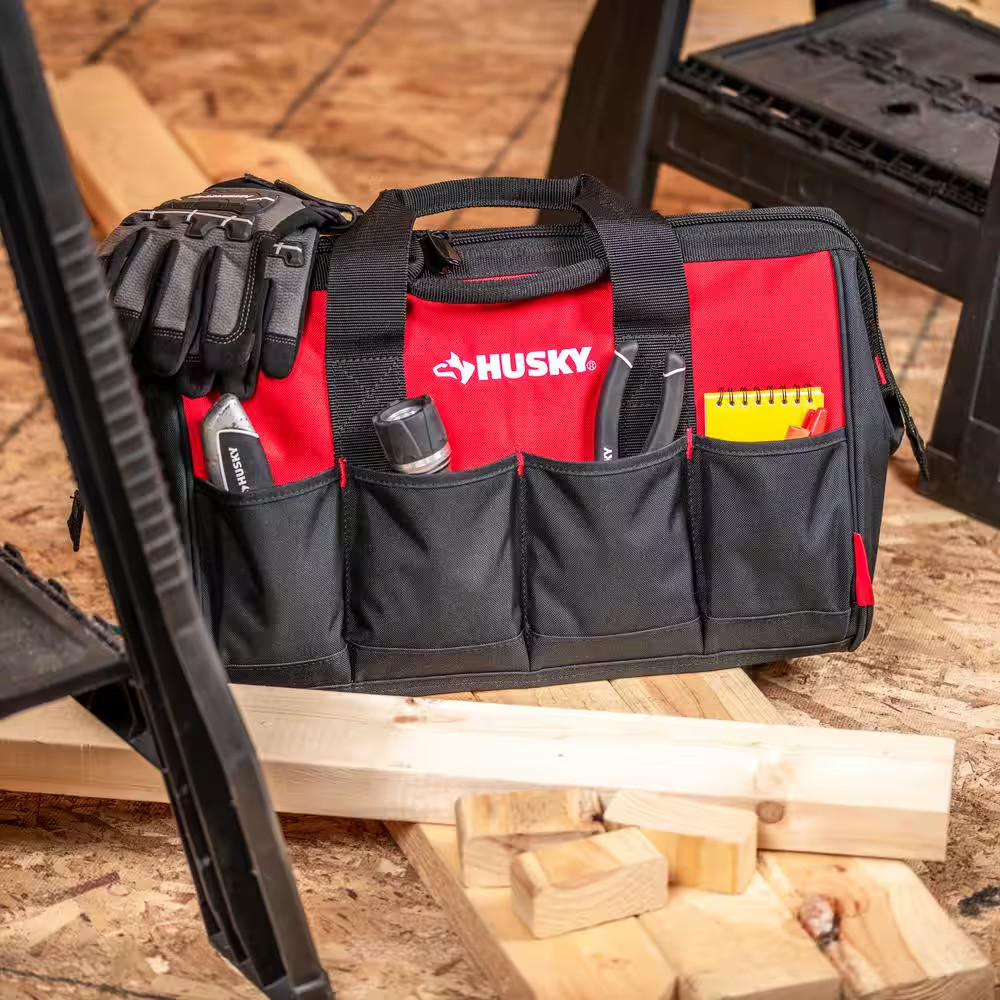 18 In. 14 Pocket Zippered Tool Bag