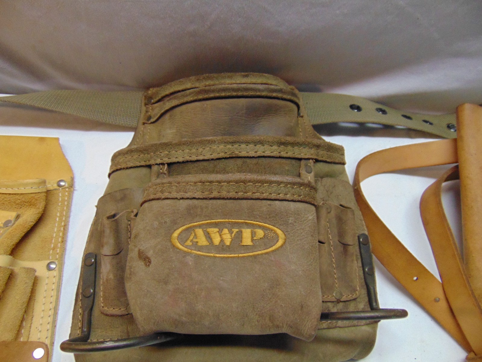 (3) Leather tool / work belts tool pouches Klein 1054 R / AWP / Bolen #5108