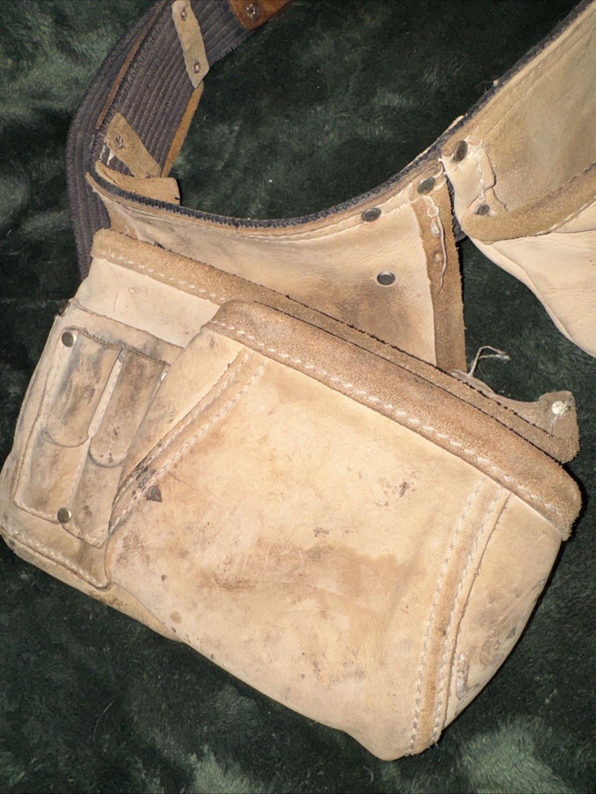 CLC Leather Tool Belt Custom Leather Craft No 175274 Adjustable Belt Buckle