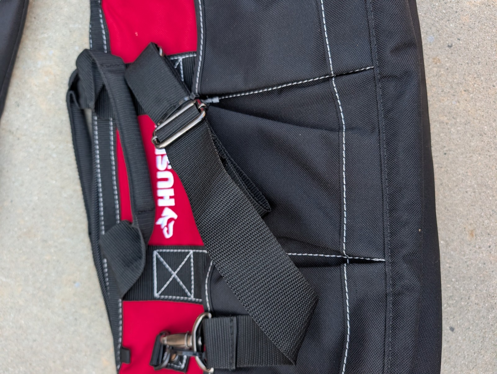 Husky 12 in. and 15 in. Tool Bag Combo – New