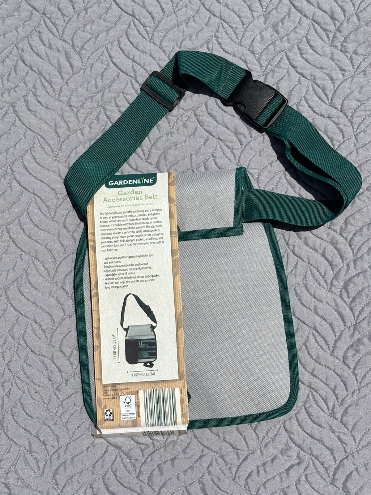 Garden Accessory Belt With Pockets and Loops For The Most Avid Gardner ￼