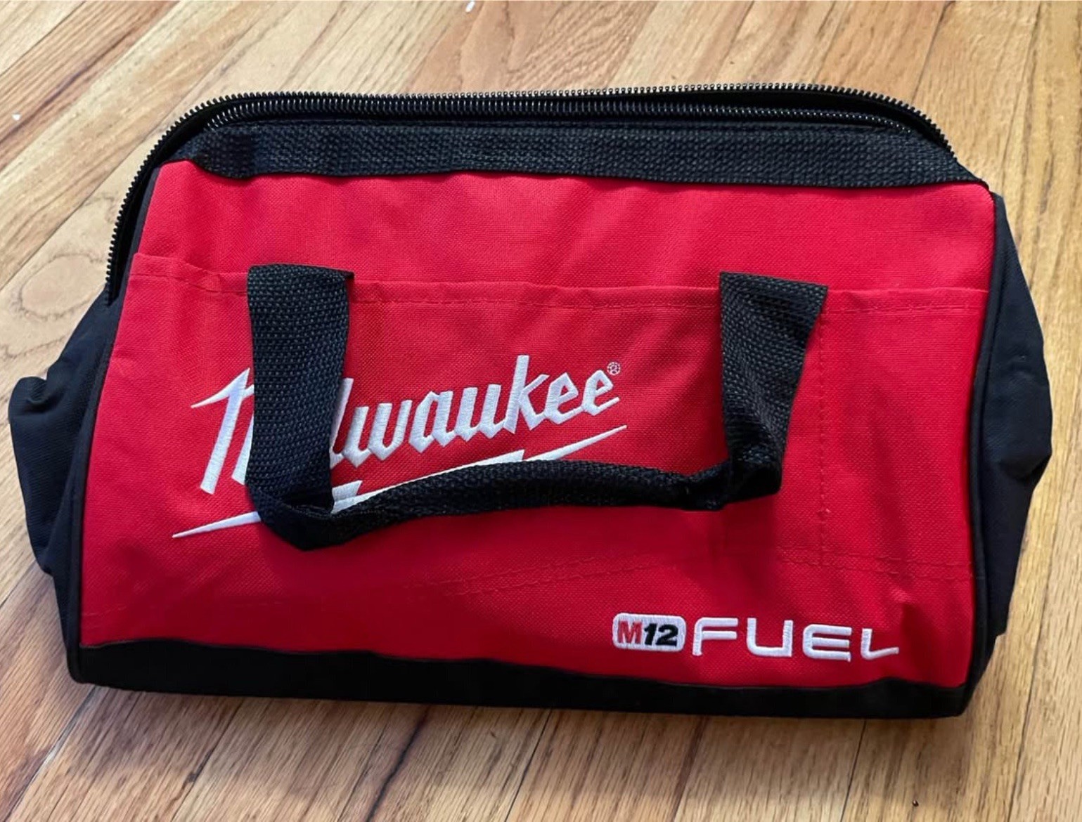 New Milwaukee FUEL M12 13″ Heavy Duty Contractors Tool Bag M18 13″ x 9″ x 10″